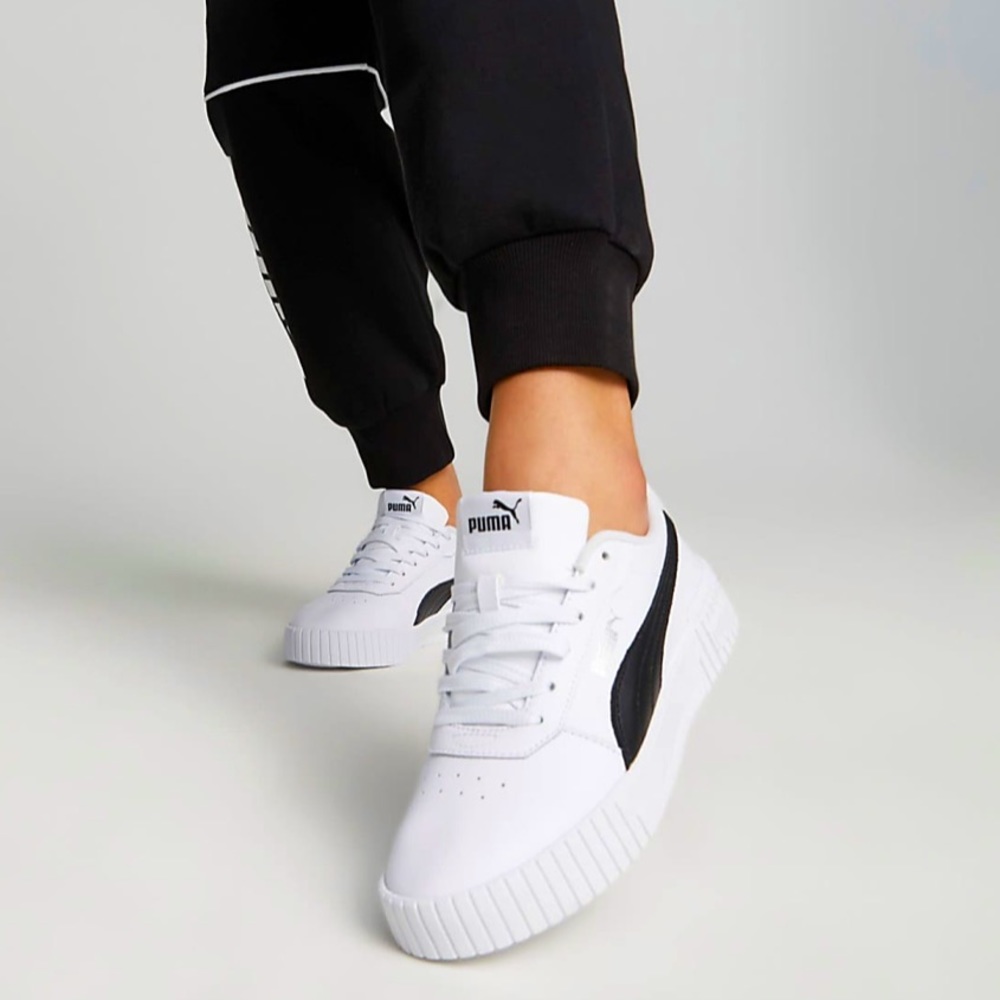 Women's Puma Carina L (NEW)